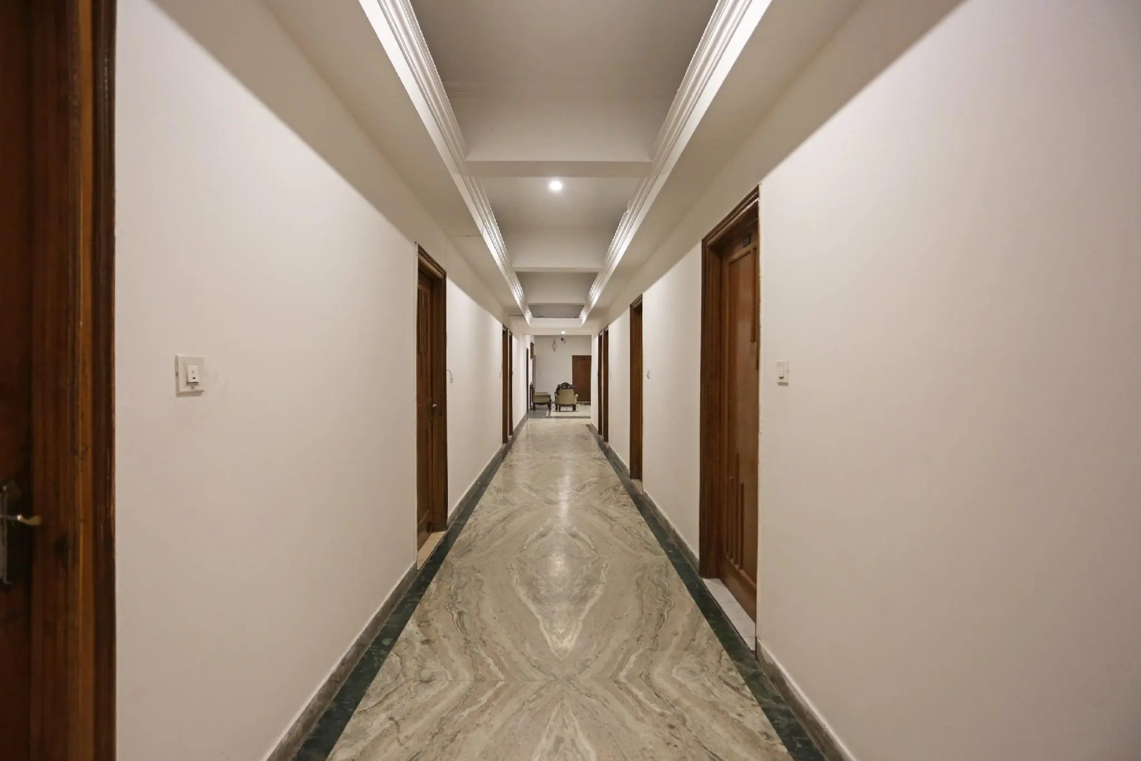 OYO 10072 Hotel Amrit Regency
