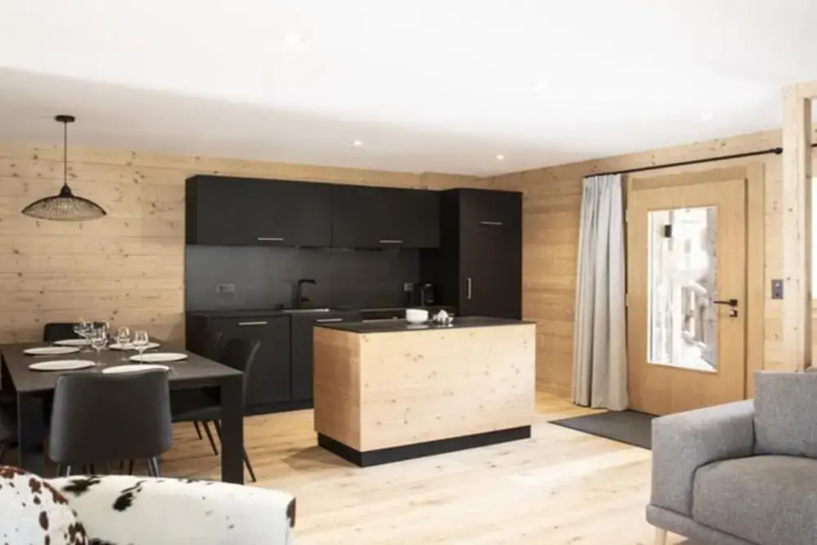 Welcoming Apartment With Paid Sauna