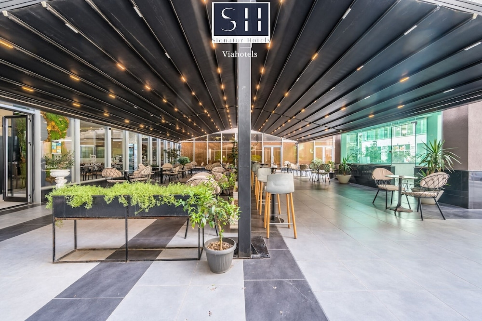 Signature BM Hotel Durres & Beach