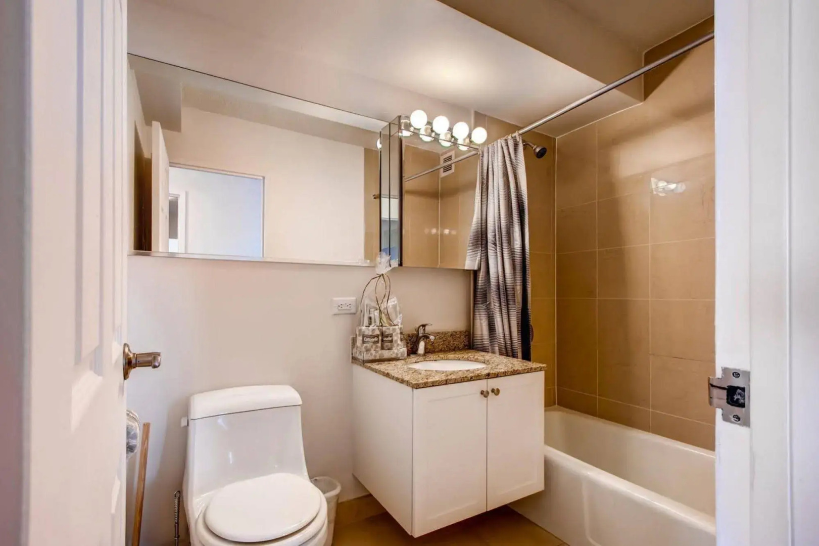 Global Luxury Suites at the Commonwealth