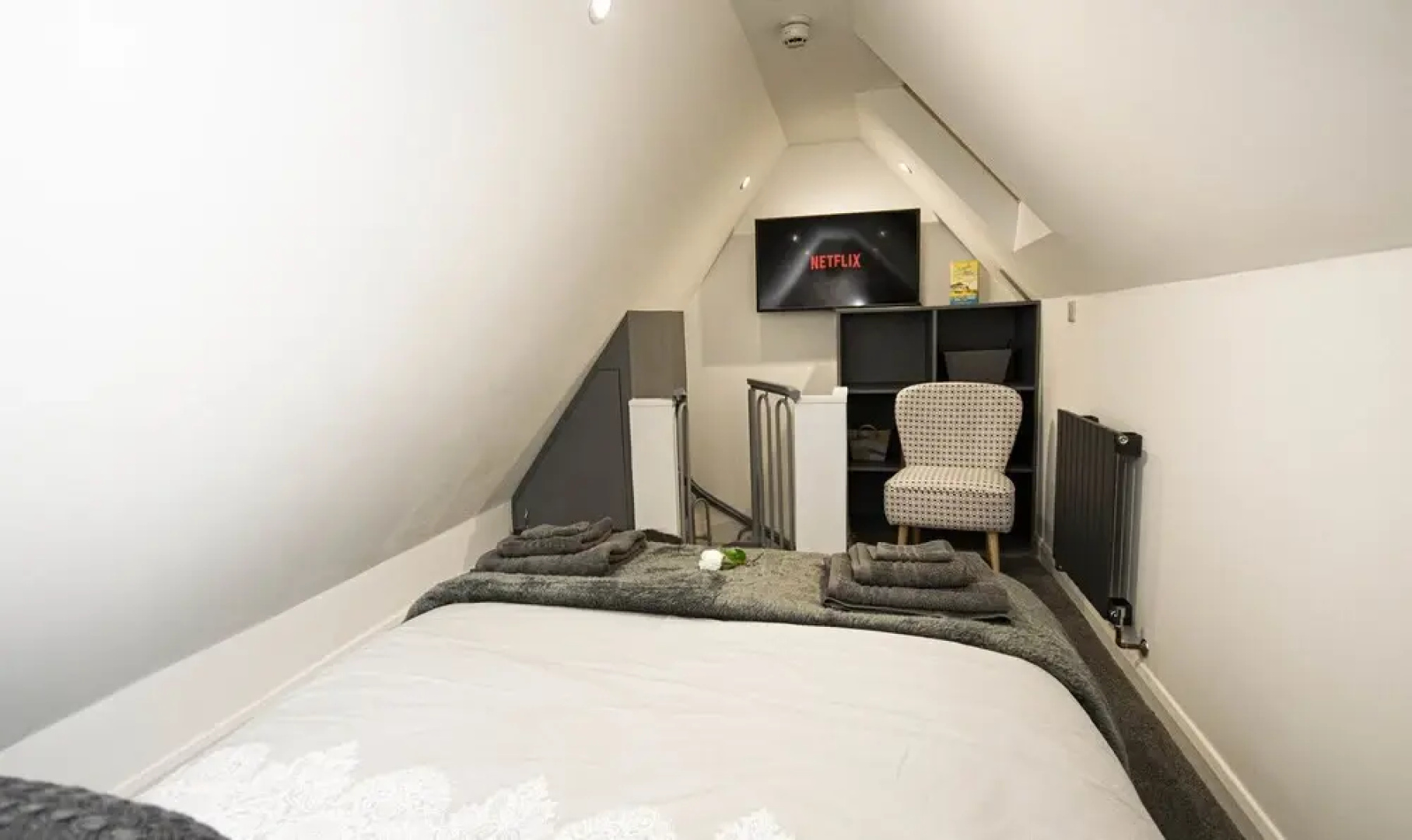 The Snug - Self Catering One Bedroom Apartment