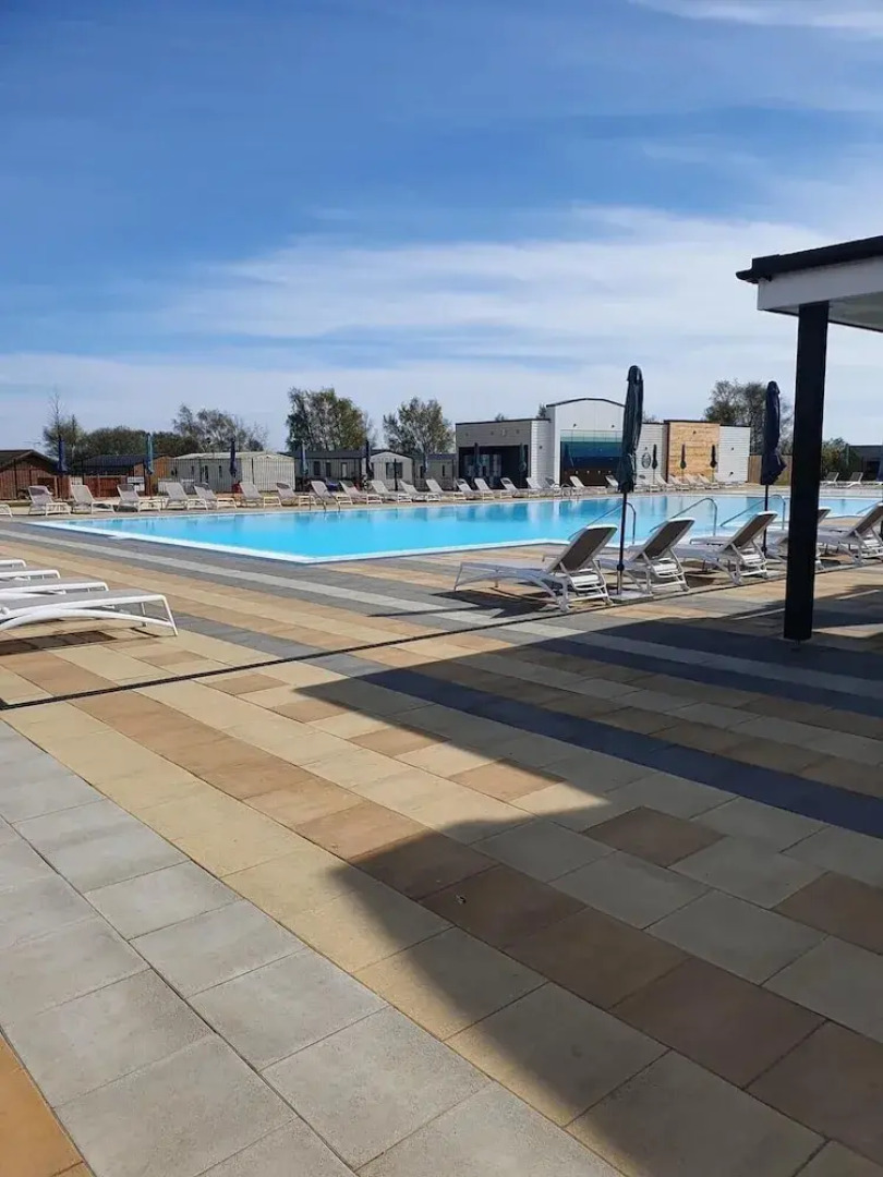 Tattershall Lakes Luxury Hot Tub Retreat