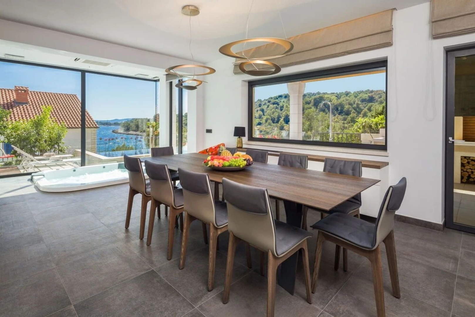 Beachfront Villa Azzurro With Pool