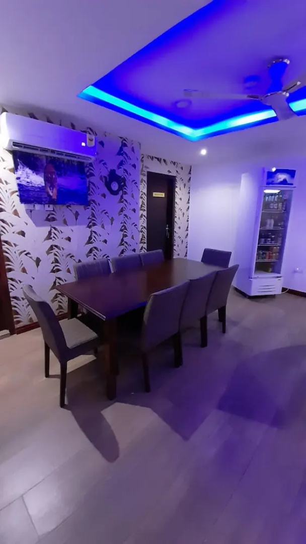 Adeshie Fie Hotel