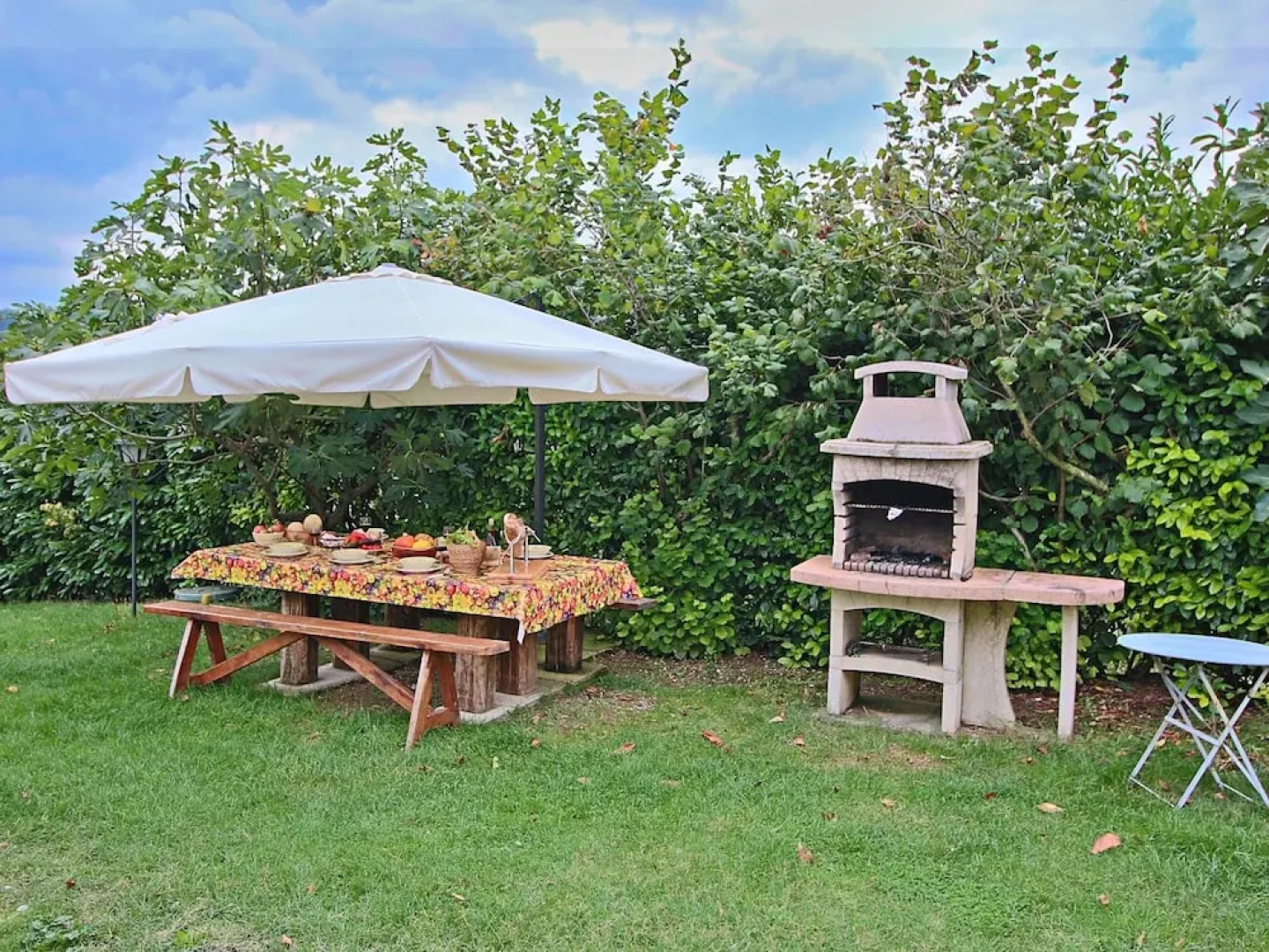 Farmhouse in Apecchio With Pool and Terrace