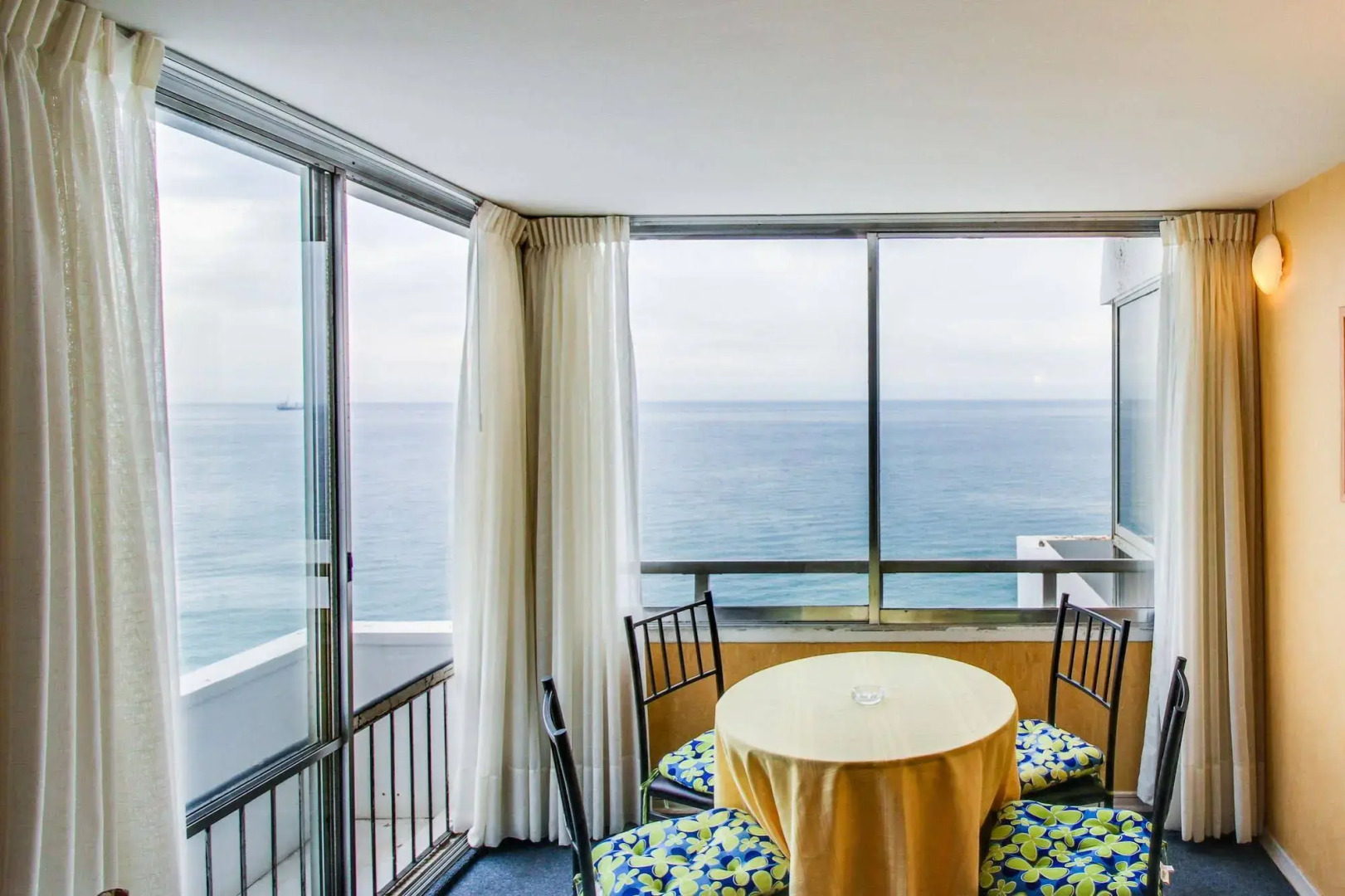 Departamento Vintage frente al mar