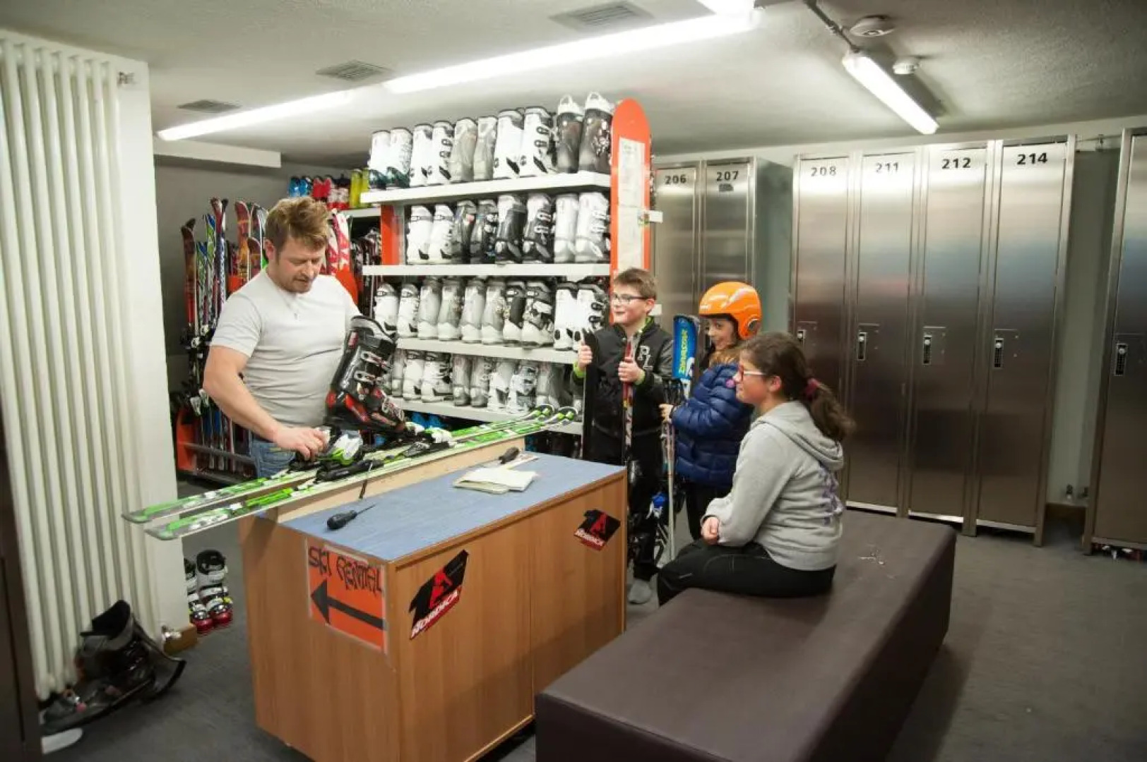 Alexander Charme Hotel