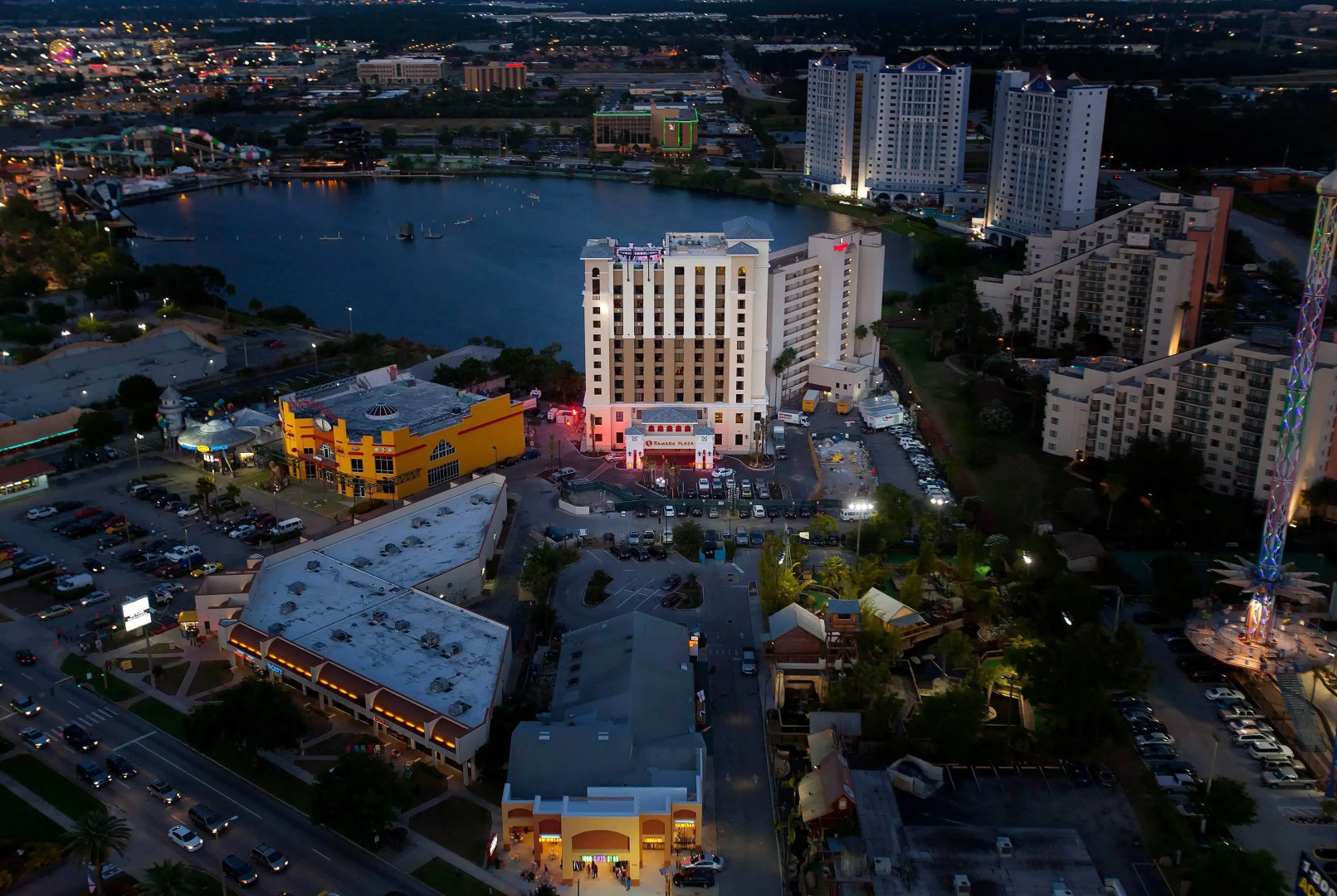 Ramada Plaza by Wyndham Orlando Resort & Suites Intl Drive