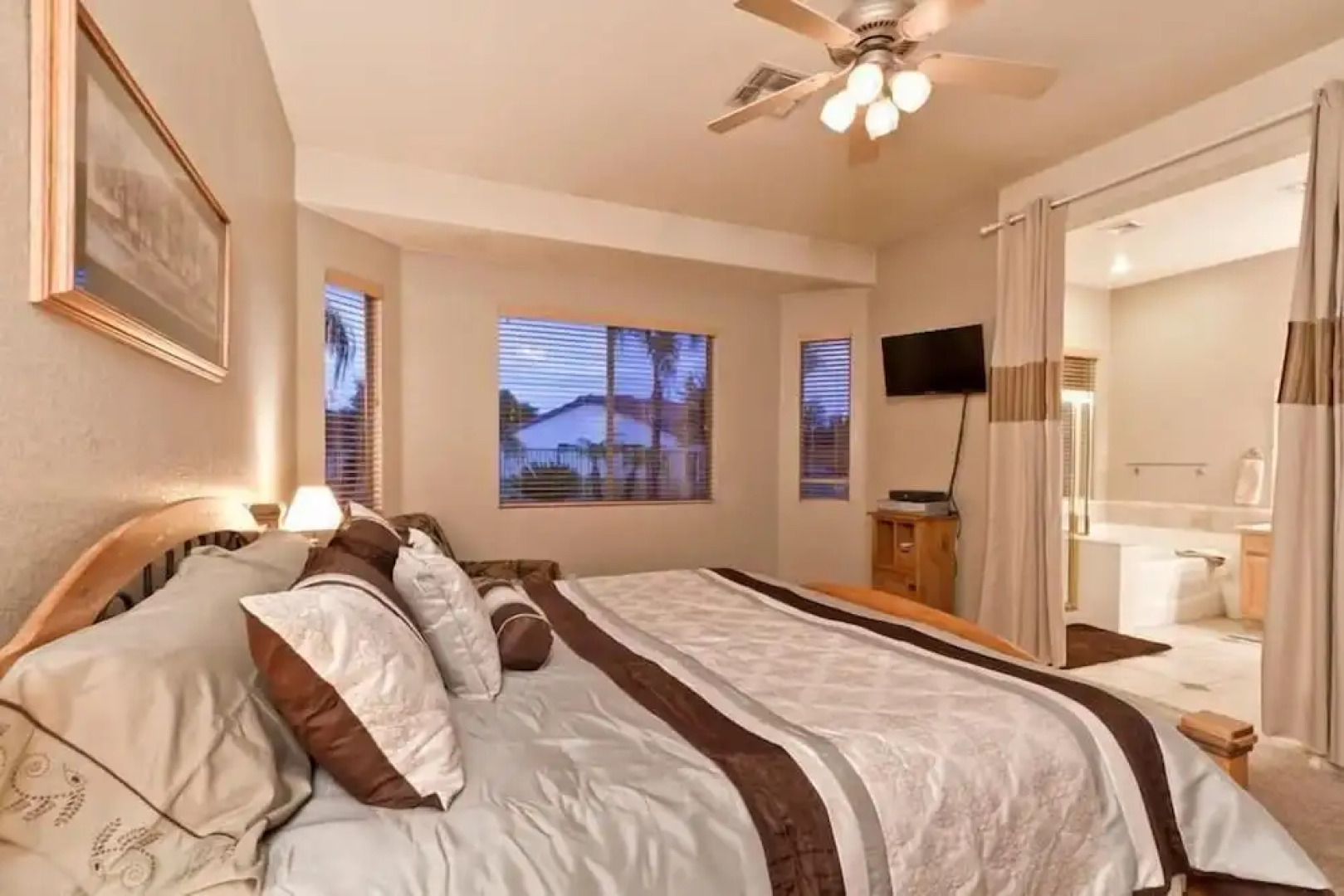 Augusta On The Green by Signature Vacation Rentals