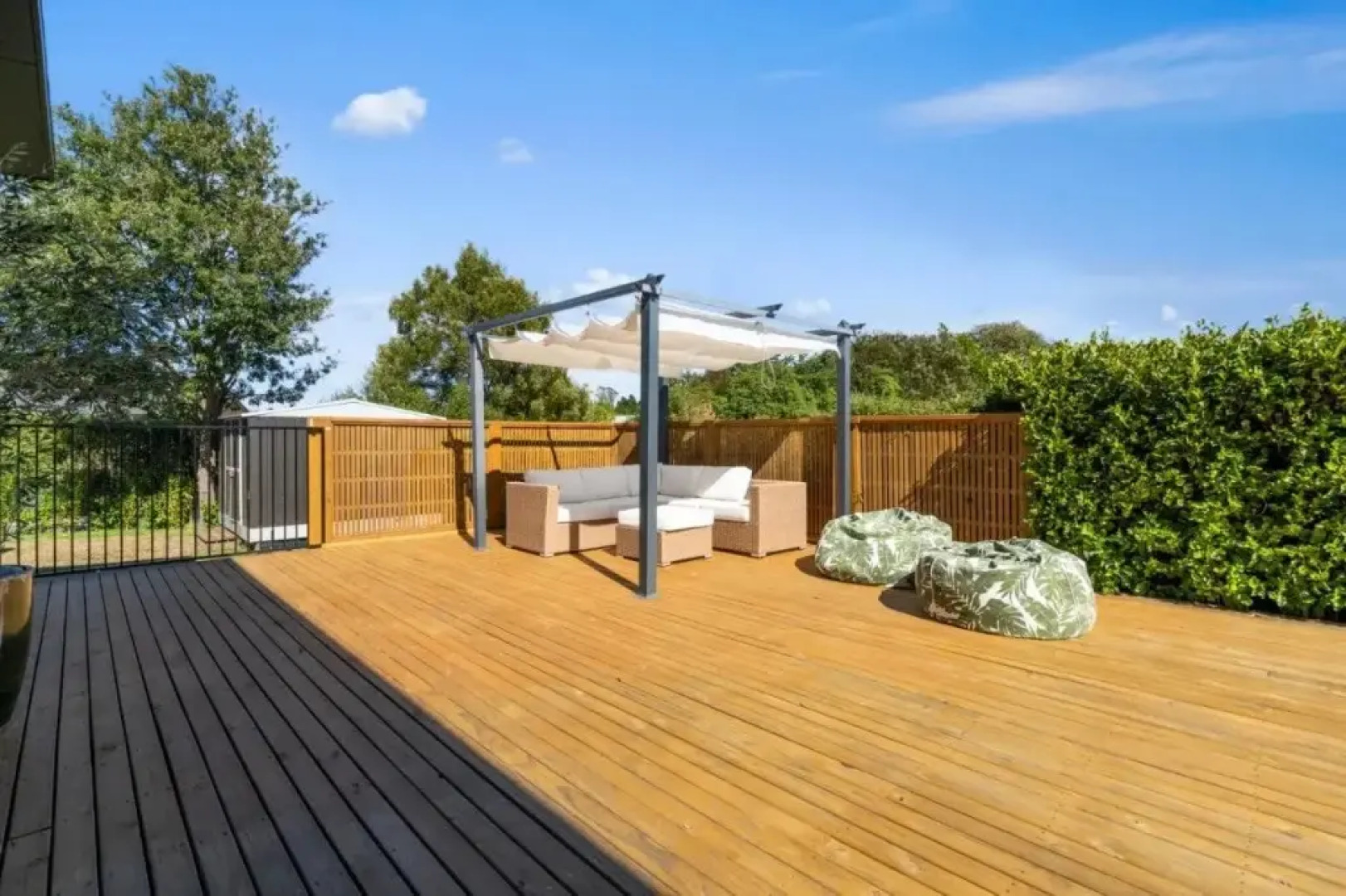 Cedar House - Martinborough Holiday Home