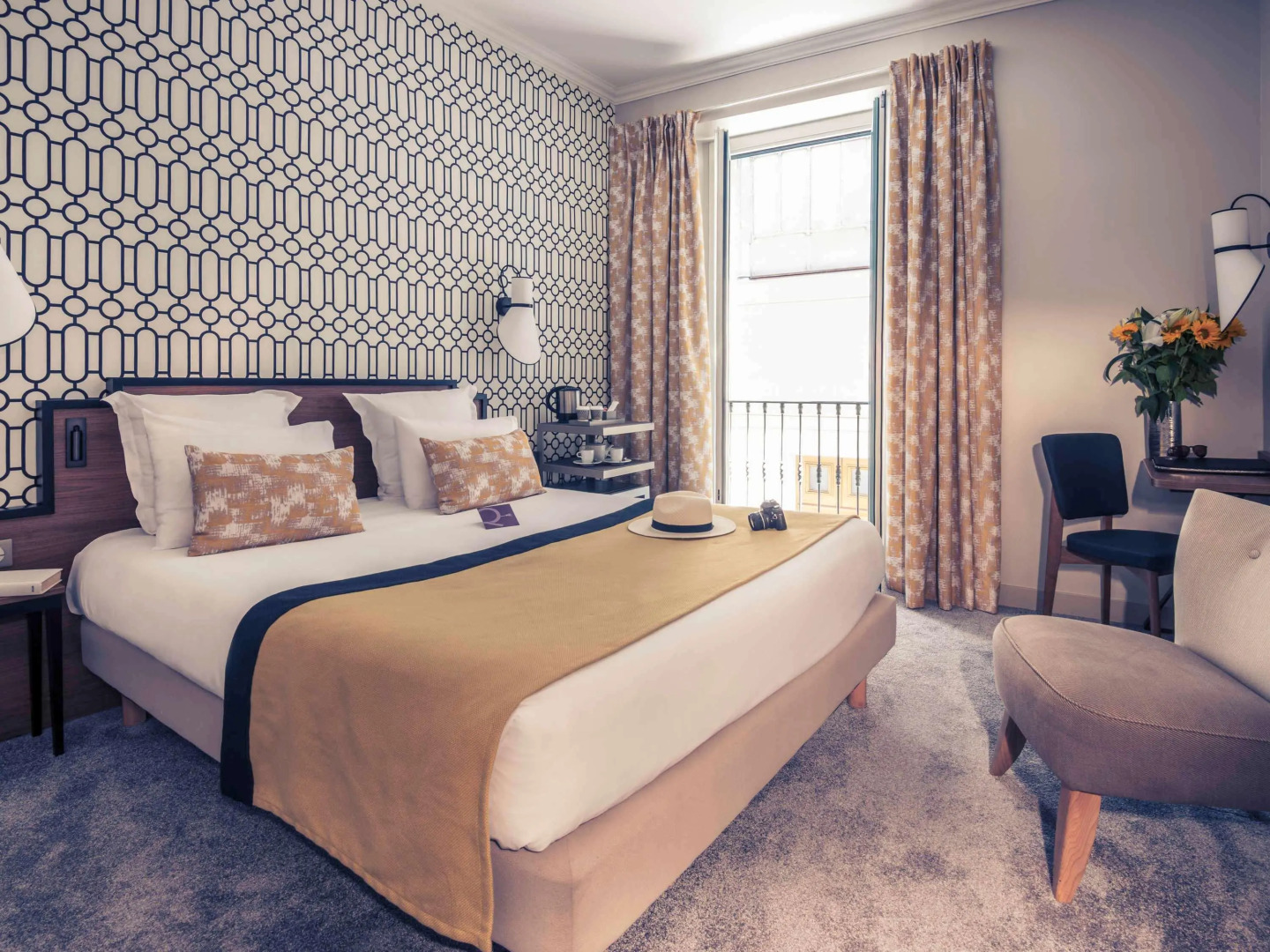 Mercure Nice Marche aux Fleurs