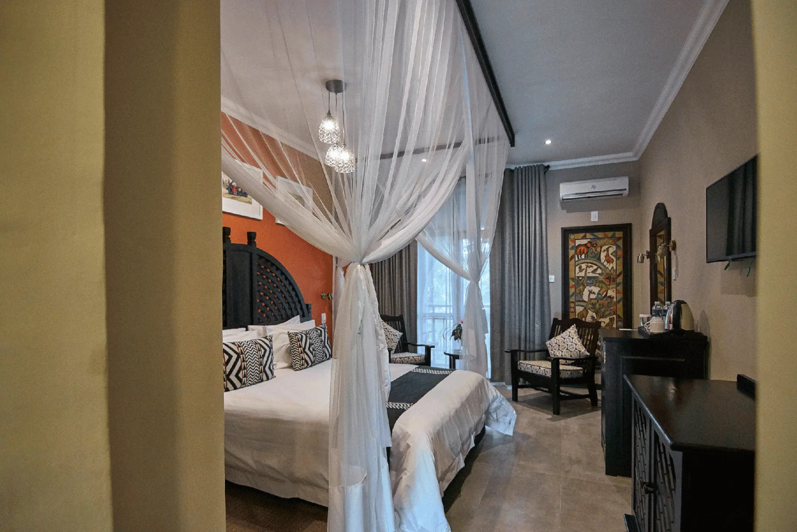 Victoria Falls Rainbow Hotel