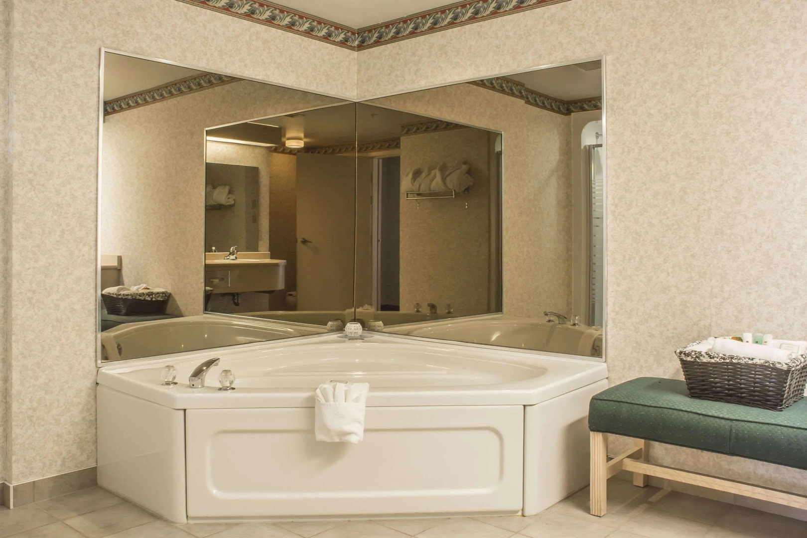 Clarion Hotel & Conference Centre