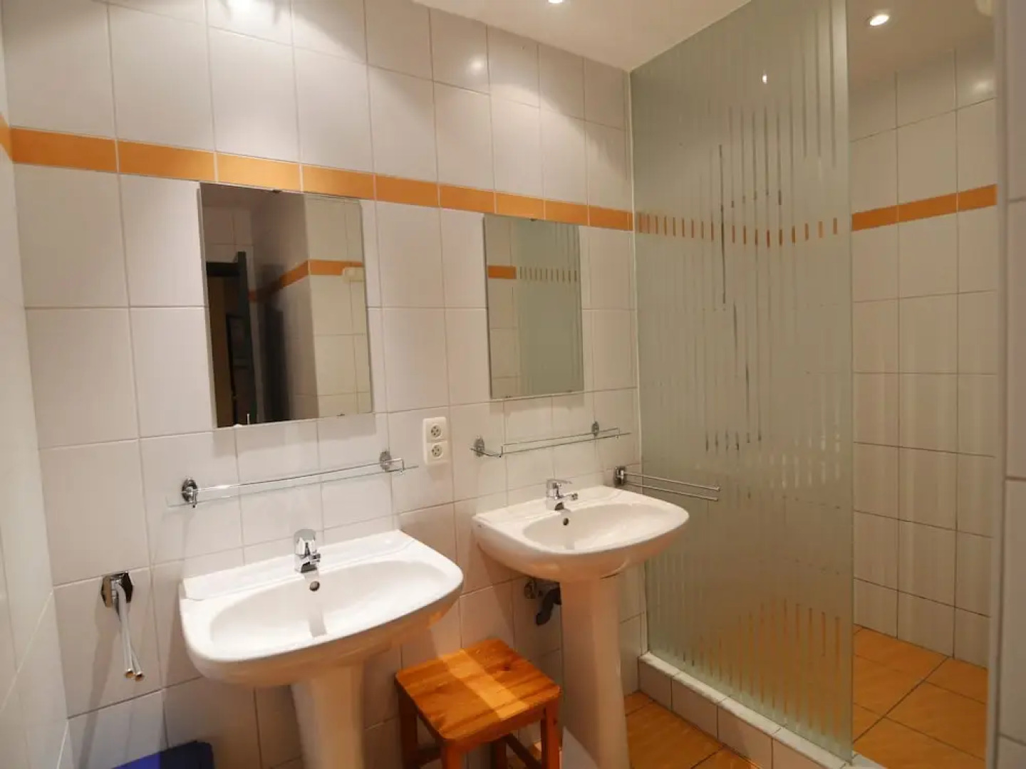 Beautiful Farmhouse in Burtonville With Sauna