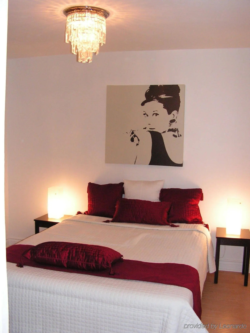 The Celebrities Hotel