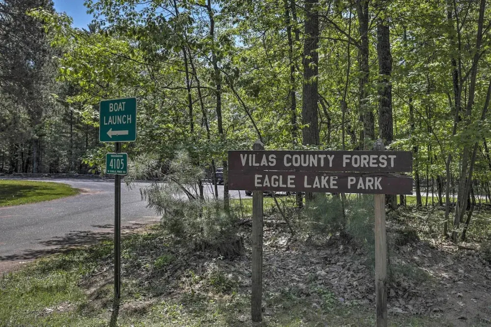 Waterfront Eagle River Lake Home w/ Boat Dock