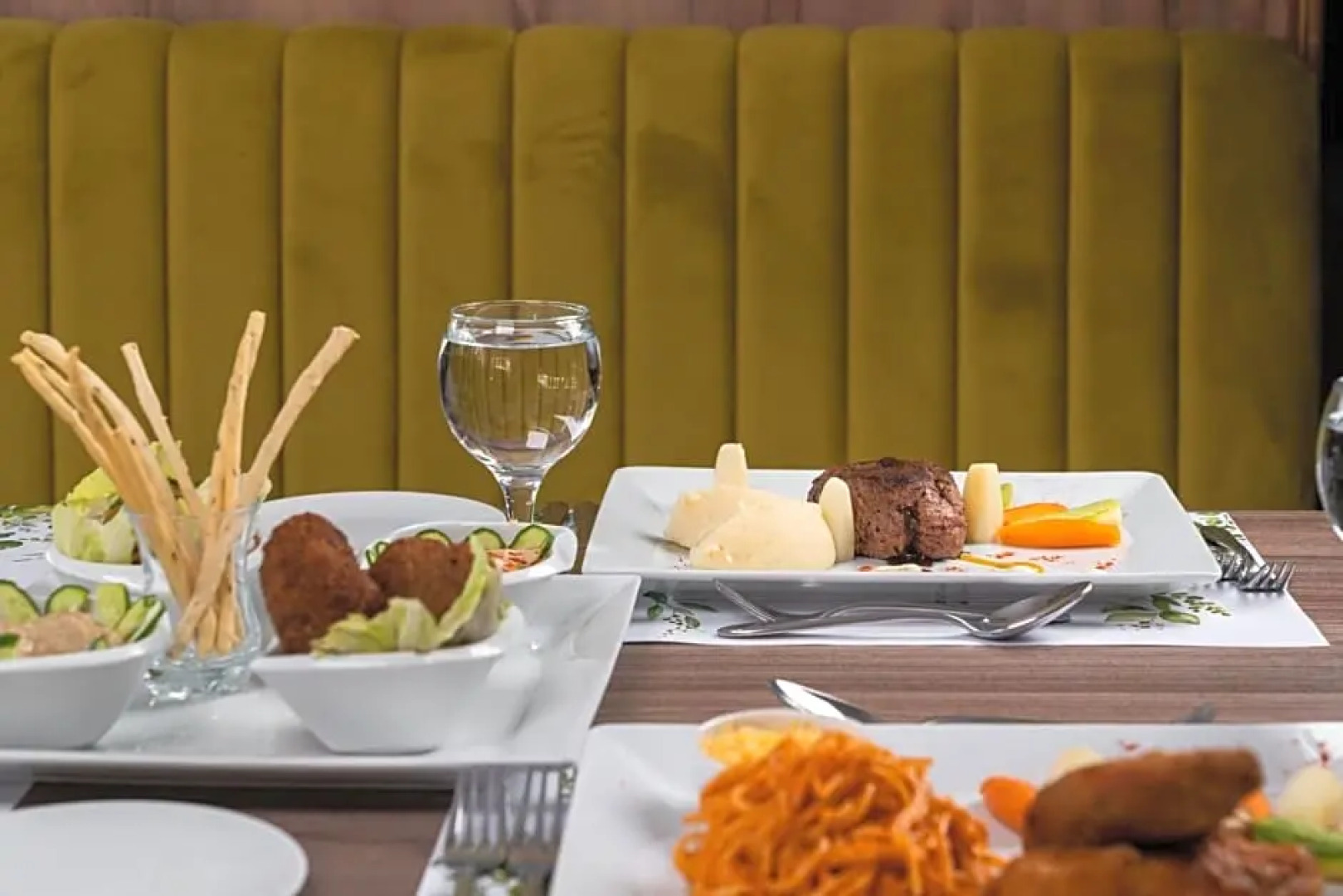 Rhactus Hotel New Alamein