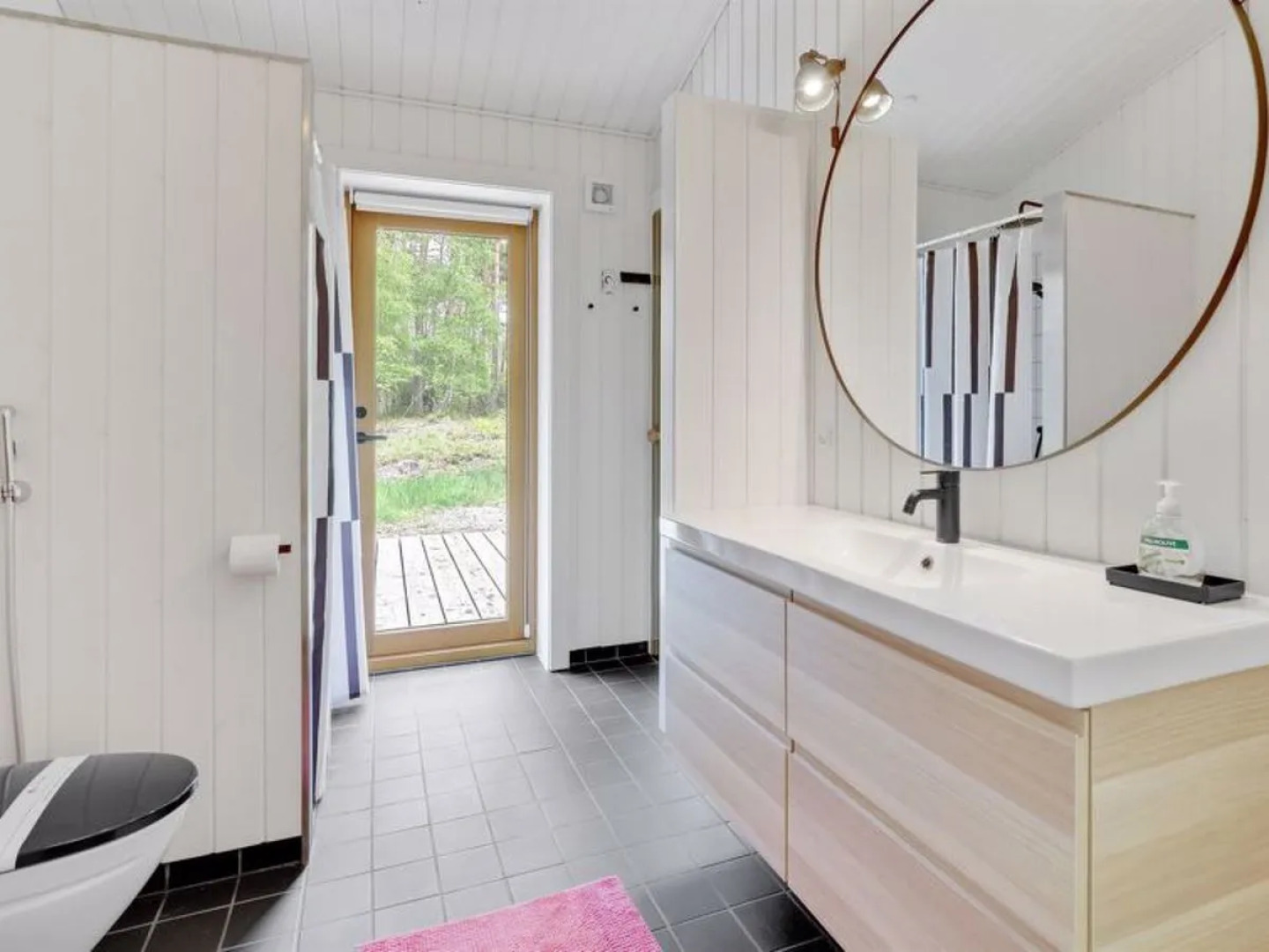 "Simona" - 800m from the sea in Bornholm