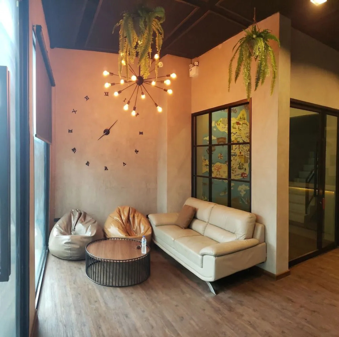 Patong Poshtel - Adults Only - Hostel