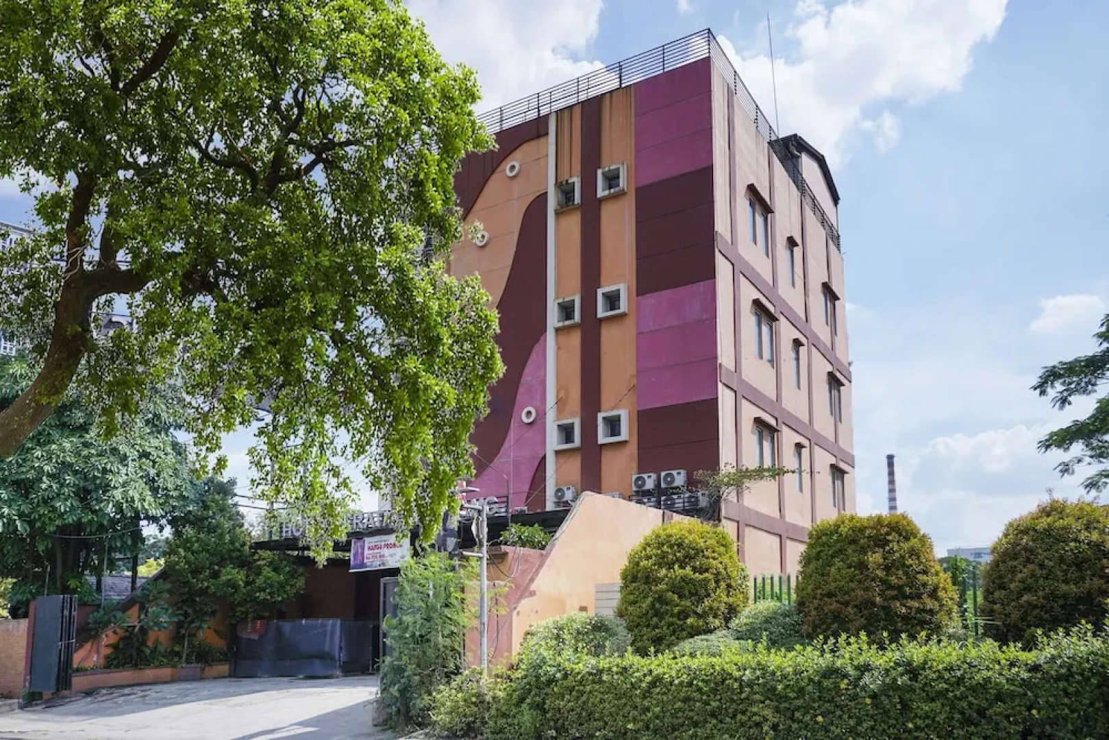 Hotel Teratai Cikarang