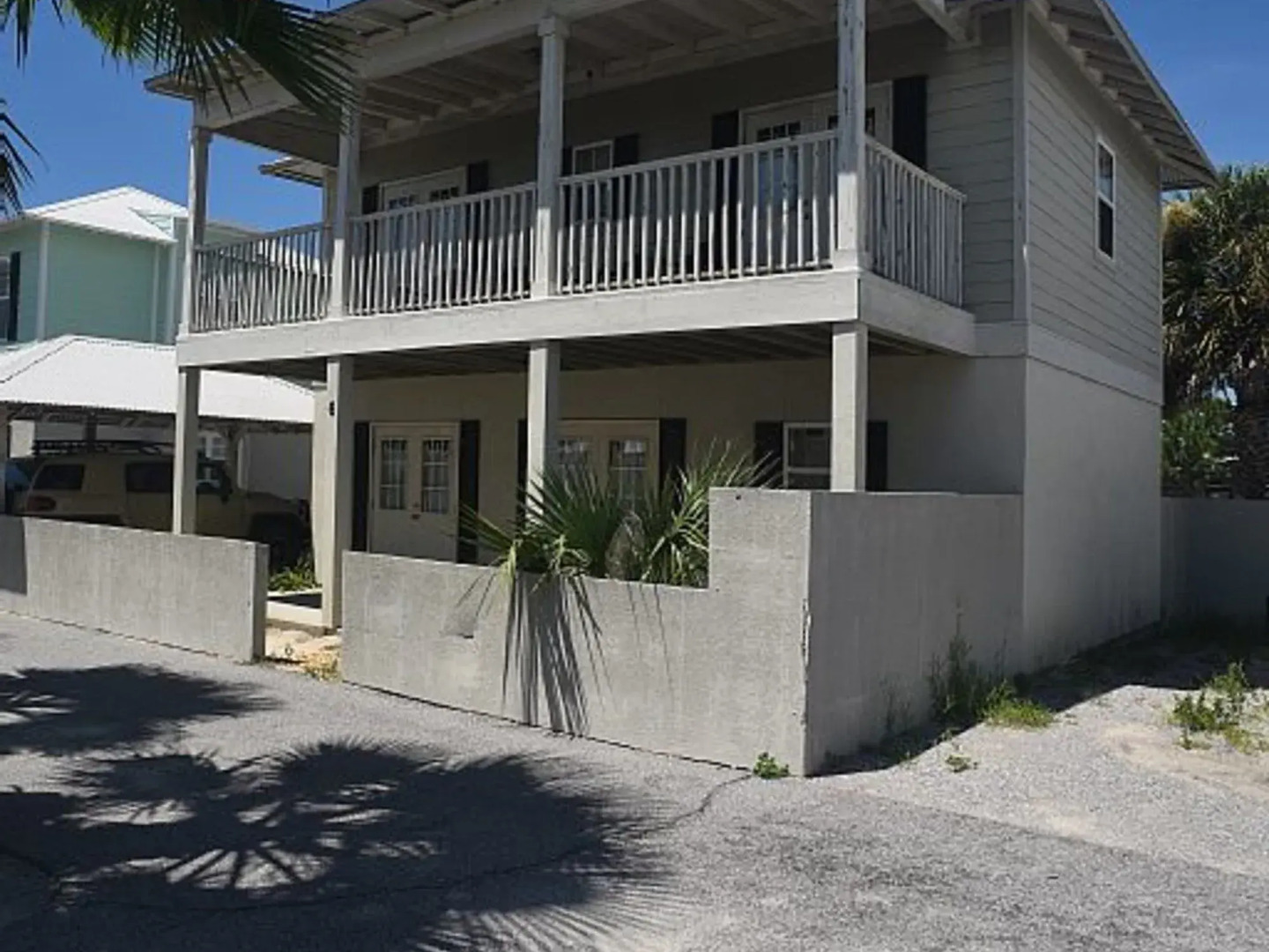 Seaview Cottages 6 Great Value Family Vacation Home and 2 Minute Walk