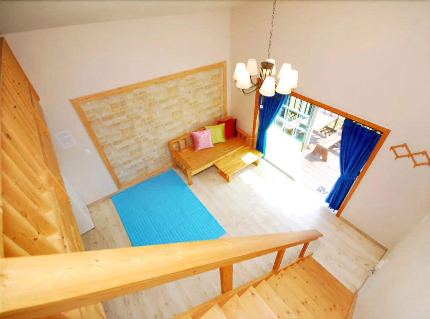 Goseong Sunshine Fullhouse Pension