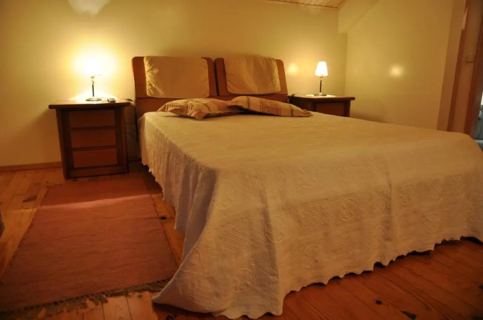 Casa do Meio da Vila