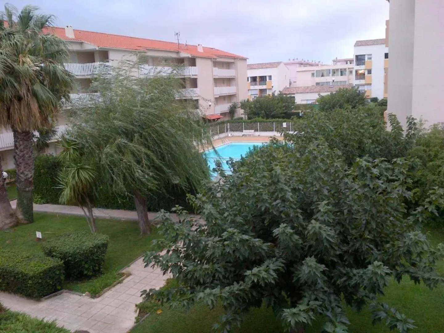 Appartement 4 personnes 5mn plage Piscine wifi parking