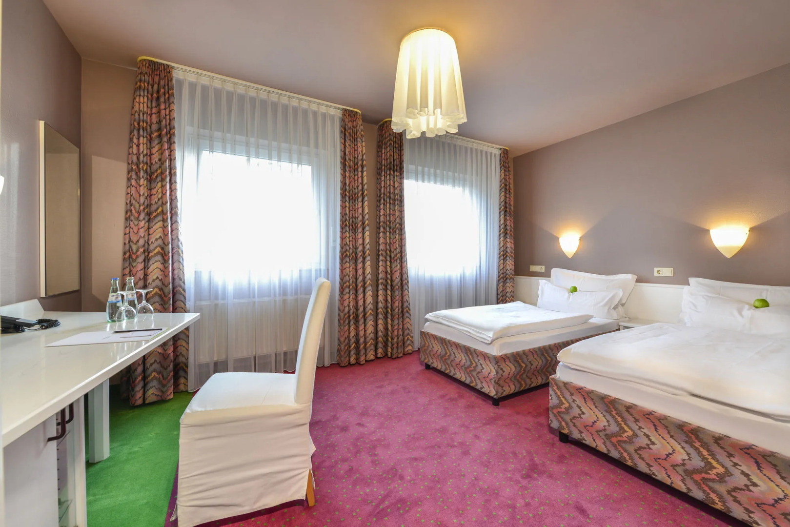 Airport Hotel by The New Yorker