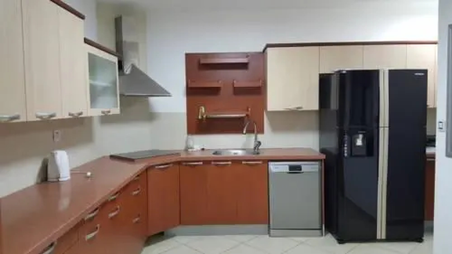 Ilsia Apartments - Exodus Street