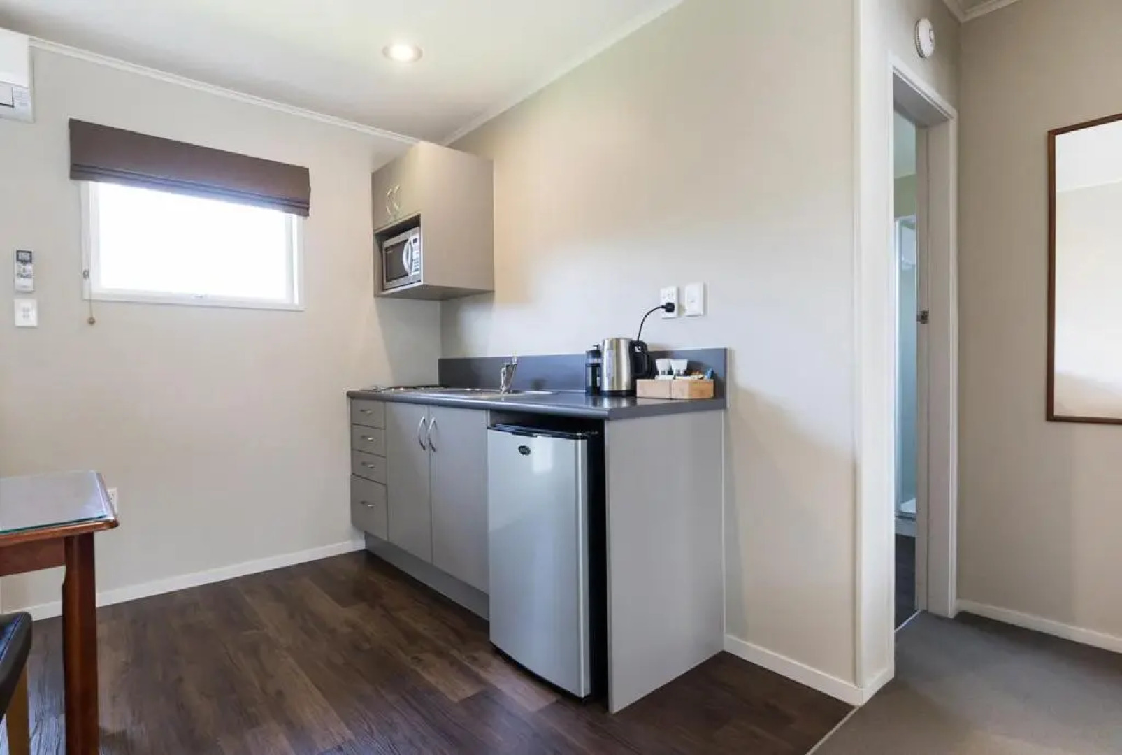 Colonial Court Motor Inn