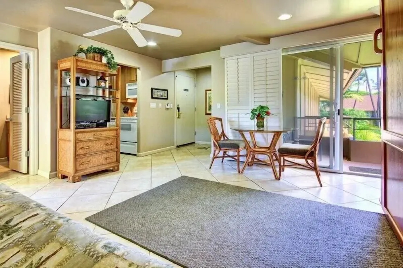 Maui Kaanapali Villas B242 by RedAwning