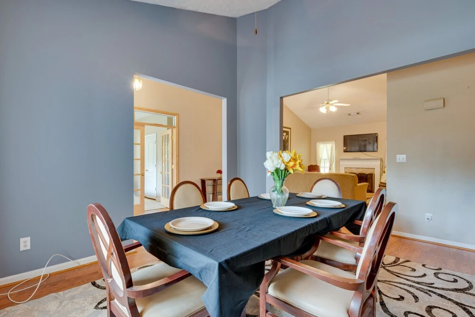 Inviting Austell Home: 14 Mi to Downtown Atlanta!