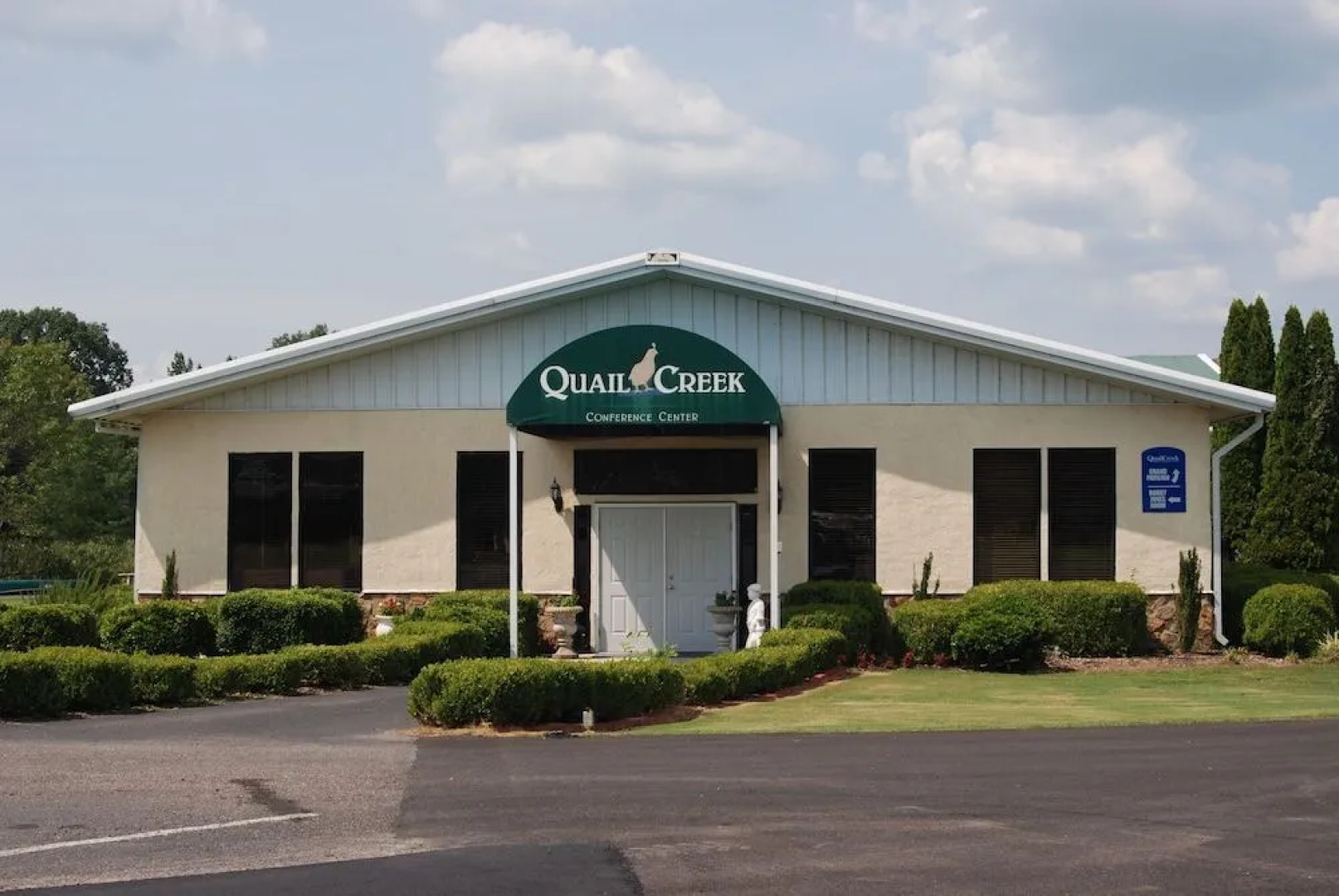 The Golf Inn at QC Resort and RV