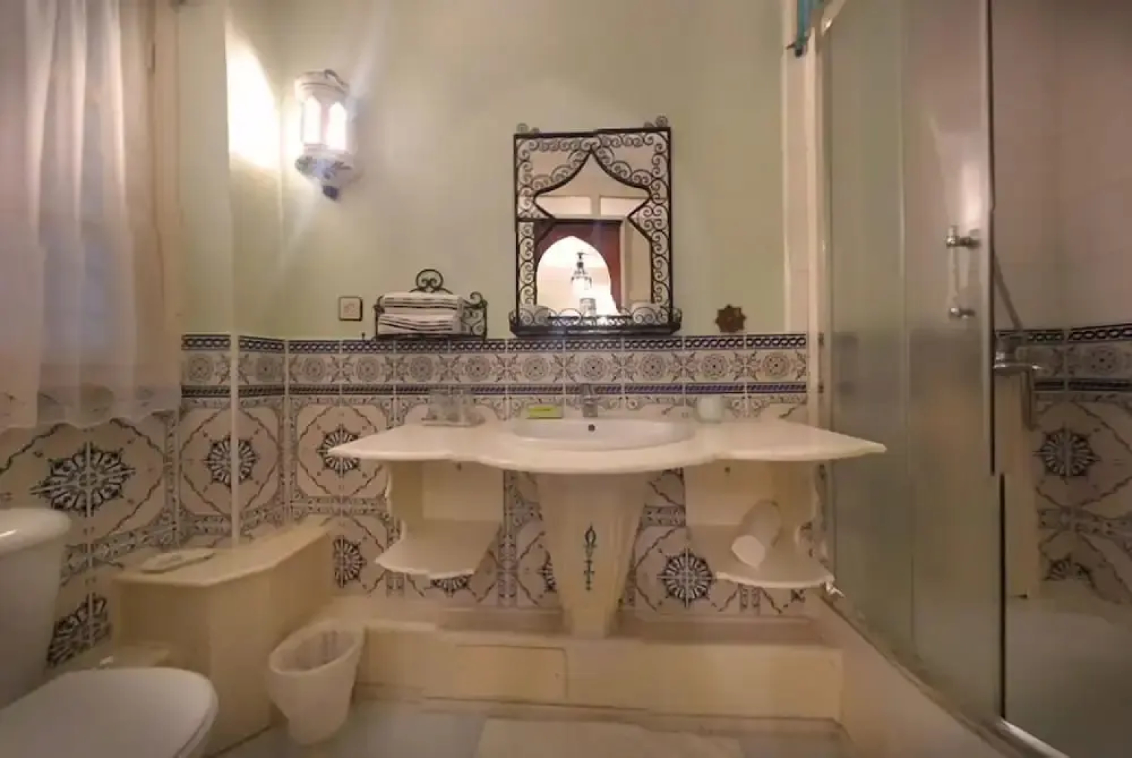 Riad Atika Mek