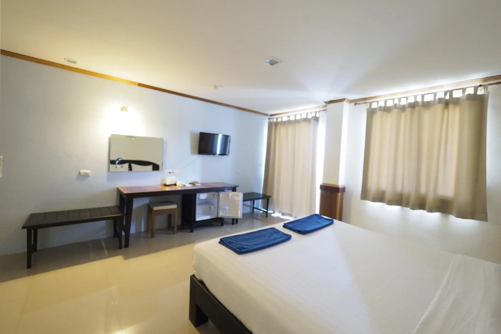 Sea Mountain Khanom Hotel