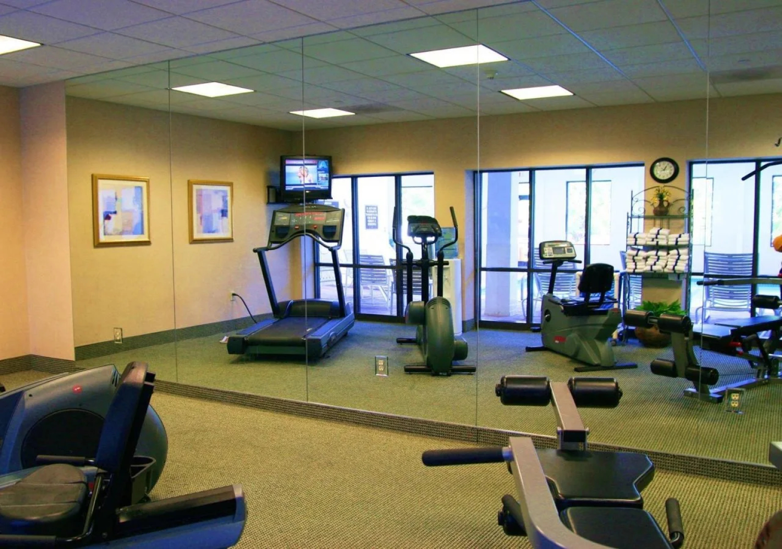 Hampton Inn Boston - Logan Airport