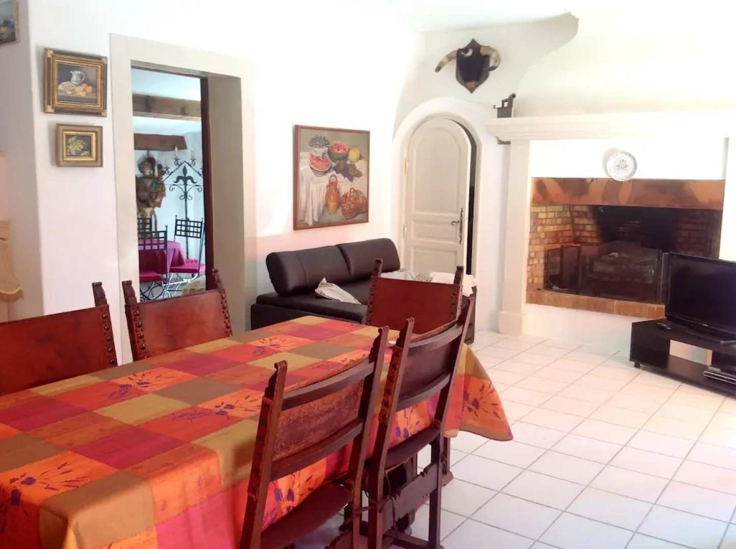 House With 4 Bedrooms in La Gaude, With Wonderful Mountain View, Priva