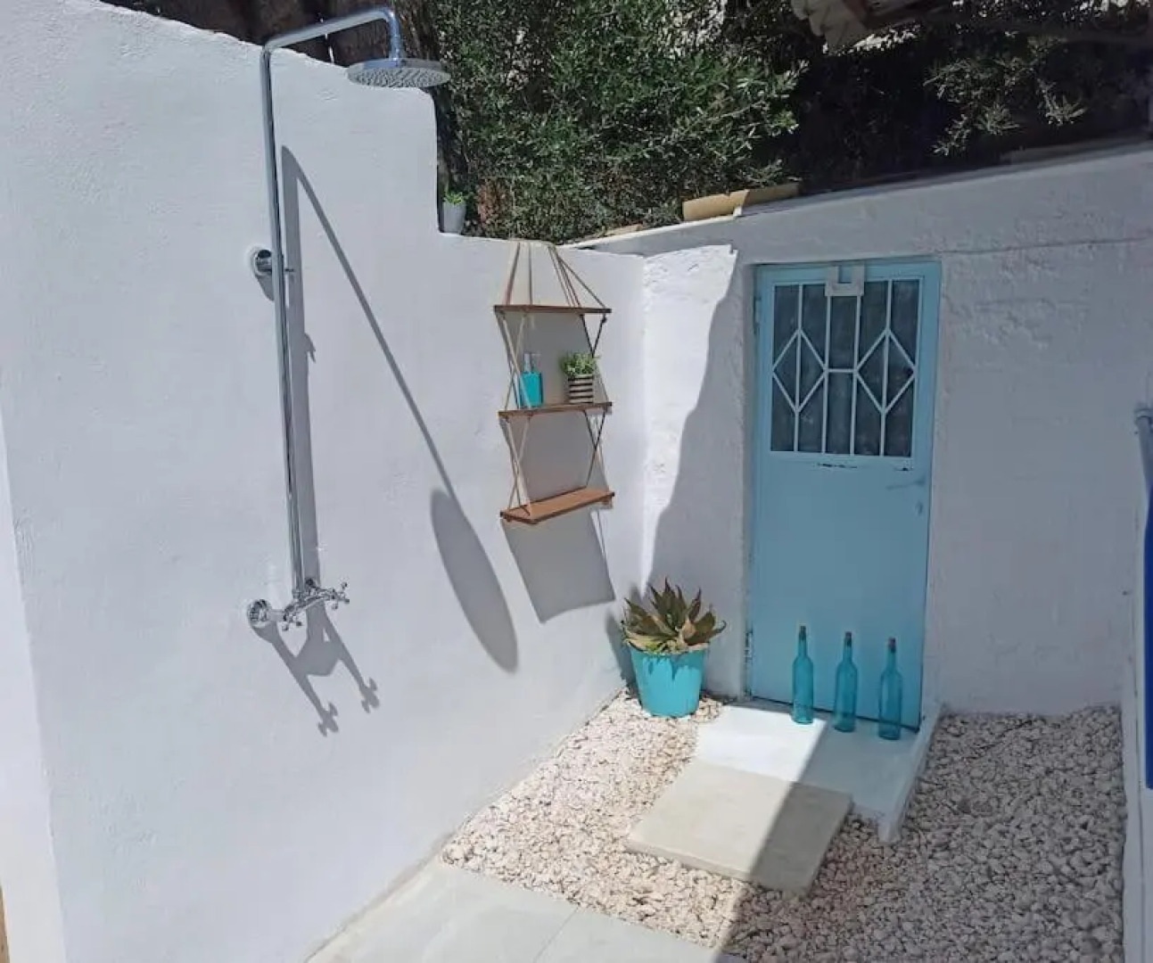 Seaview Mini Villa with Private Pool - 200 metres from the beach