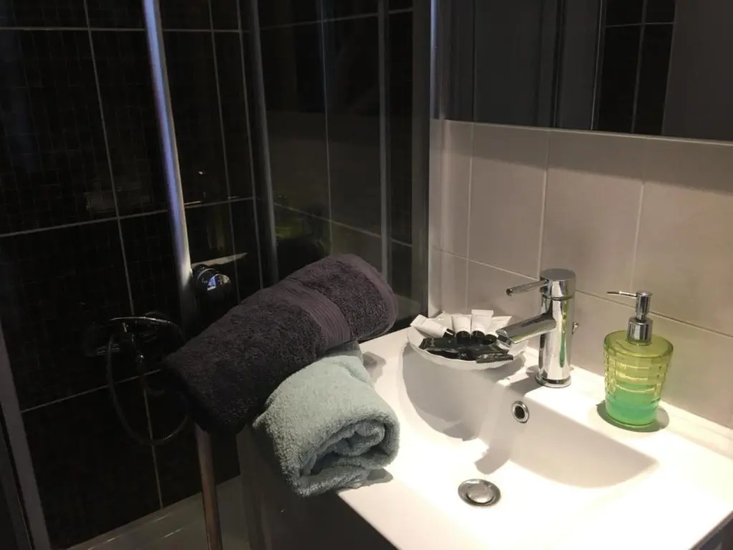 Er.Zo Summer Studios