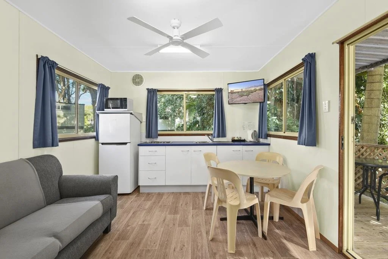 Flynns Beach Caravan Park