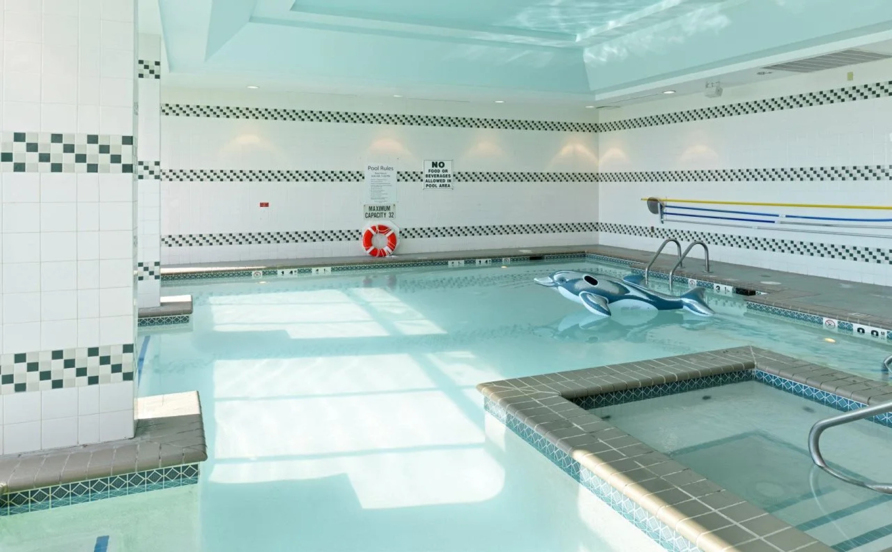 Holiday Inn Express Hotel & Suites VA Beach Oceanfront by IHG