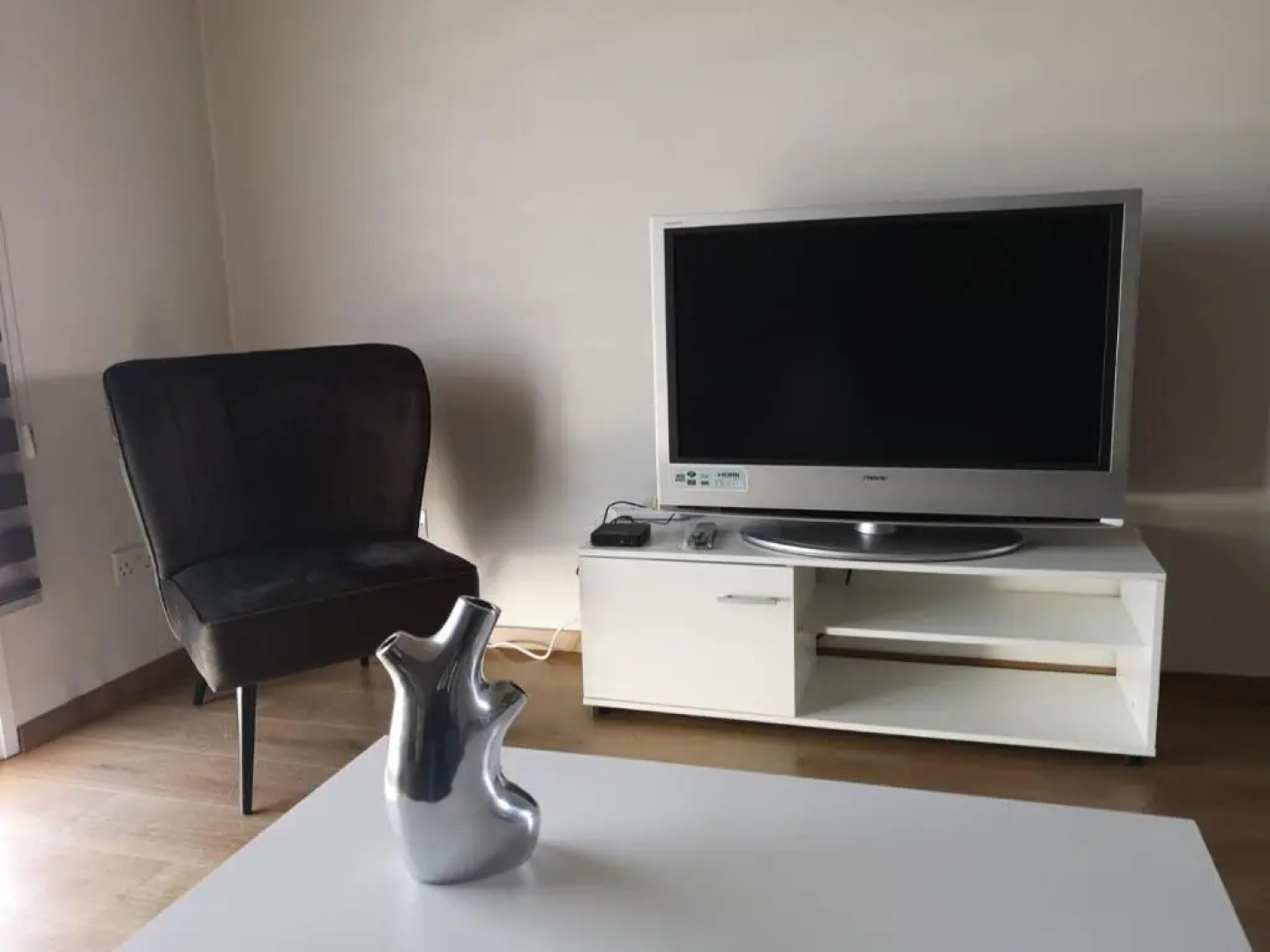 KALIDONIA RESIDENCE Suite Nicosia , Spacious 2 BR suite with office