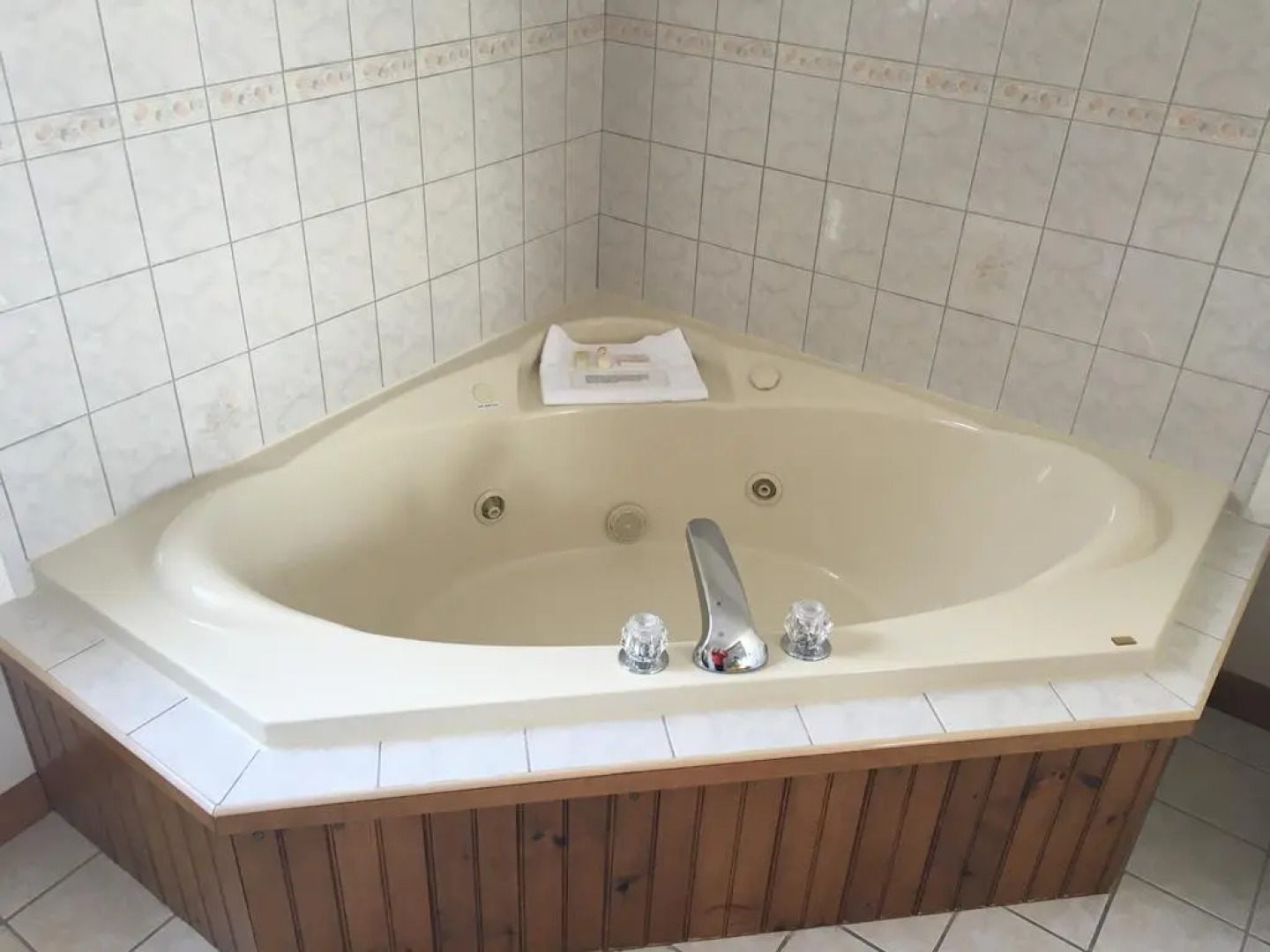 Rhea's Inn By The Sea