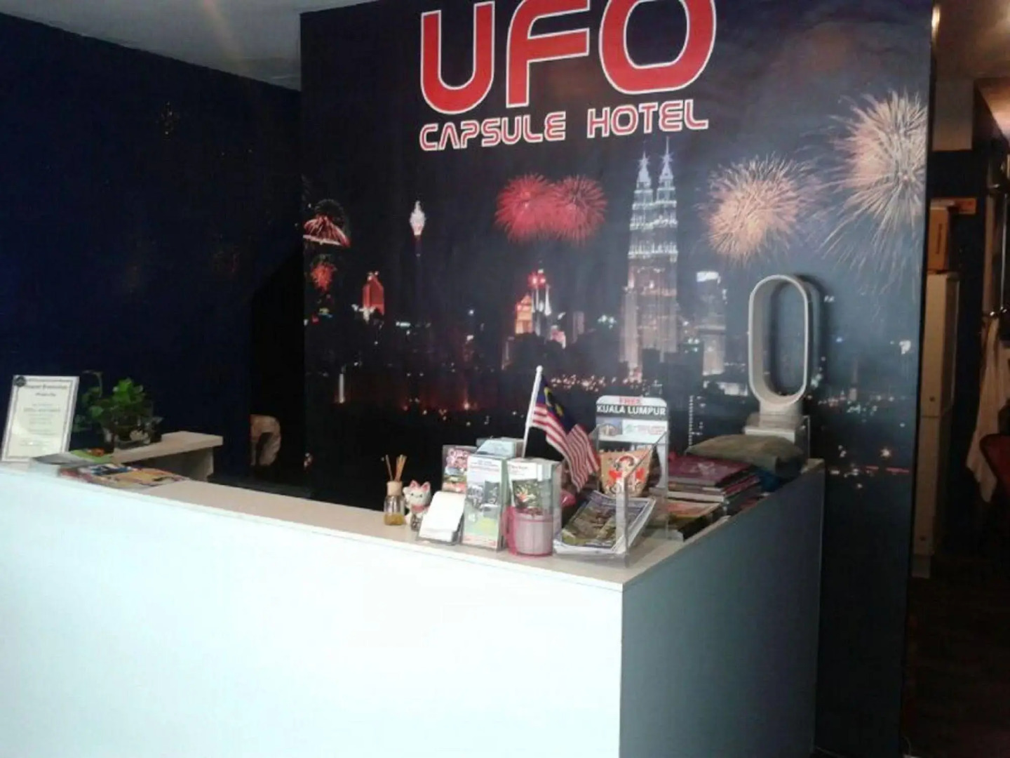 UFO Capsule Hotel