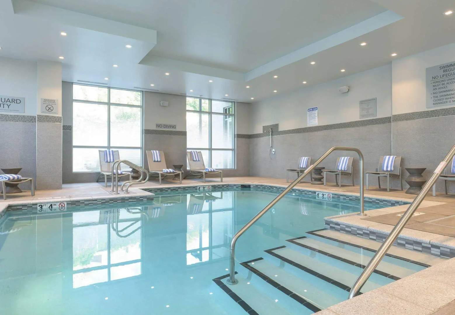 Courtyard by Marriott Edgewater NYC Area