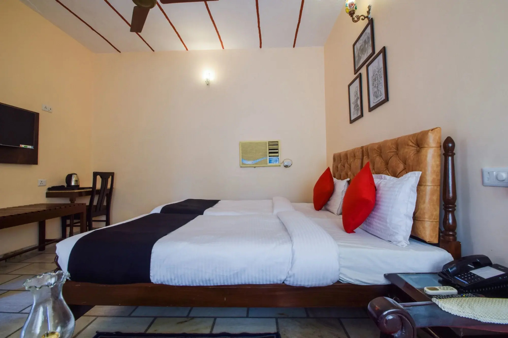 Capital O 23356 Hotel Kumbhal Castle