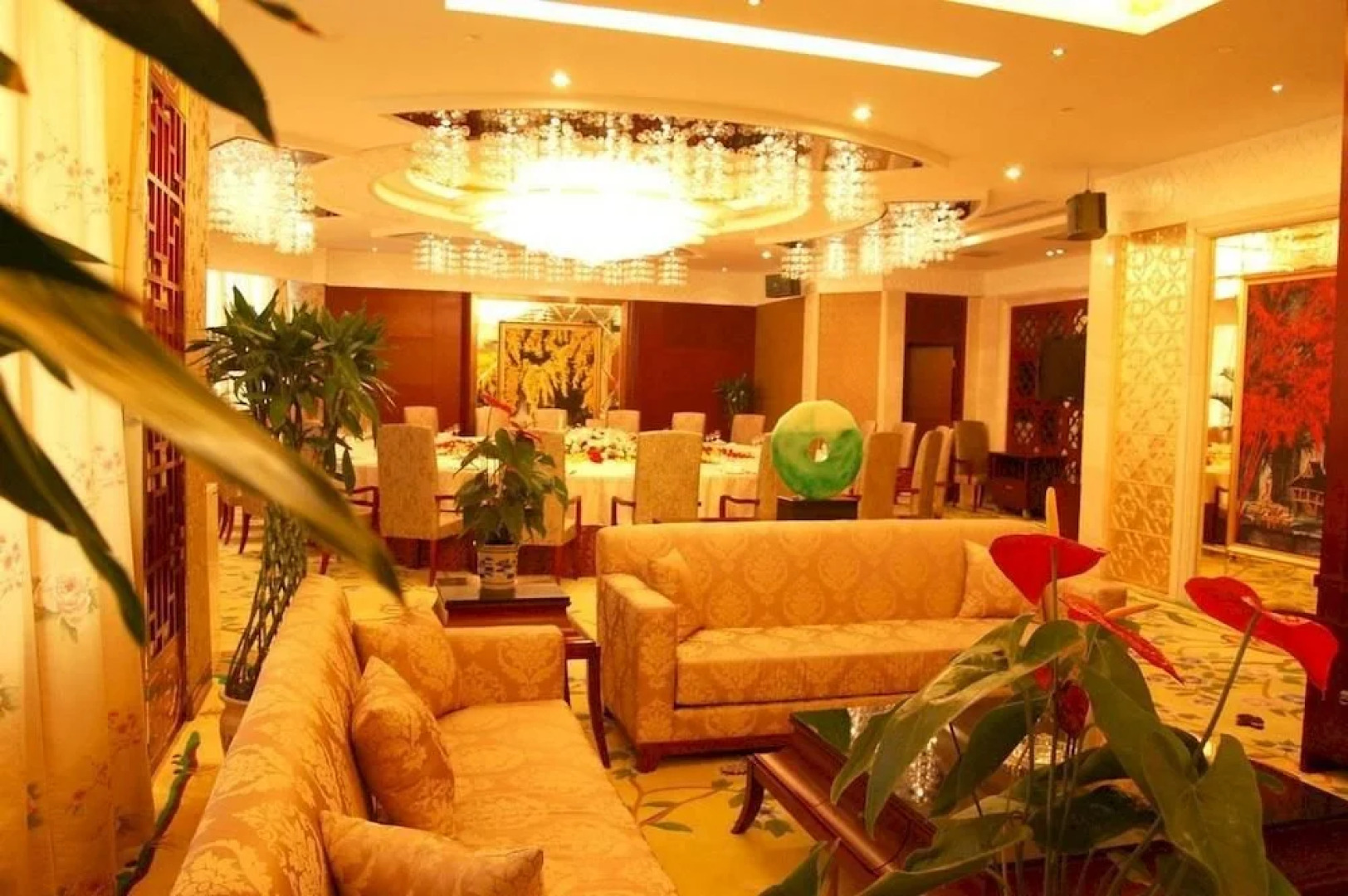 Liuhu Hotel (Hot Spring Garden Hotel)