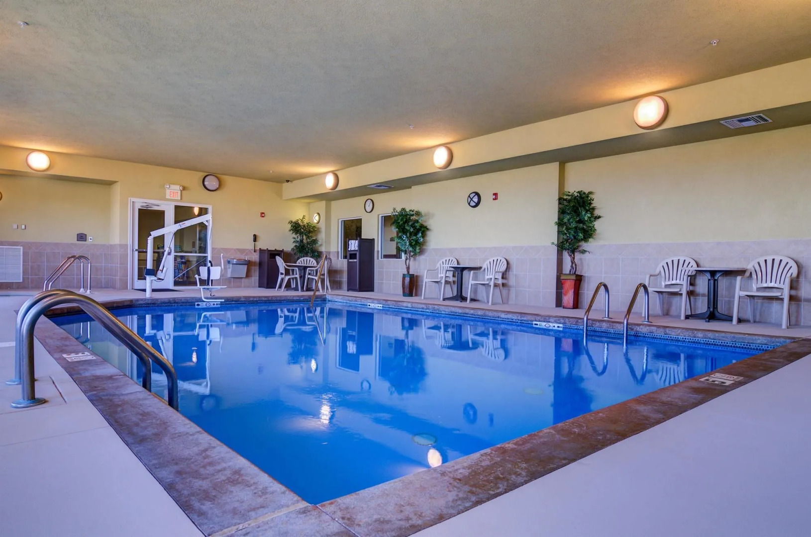 Best Western Plus Butterfield Inn