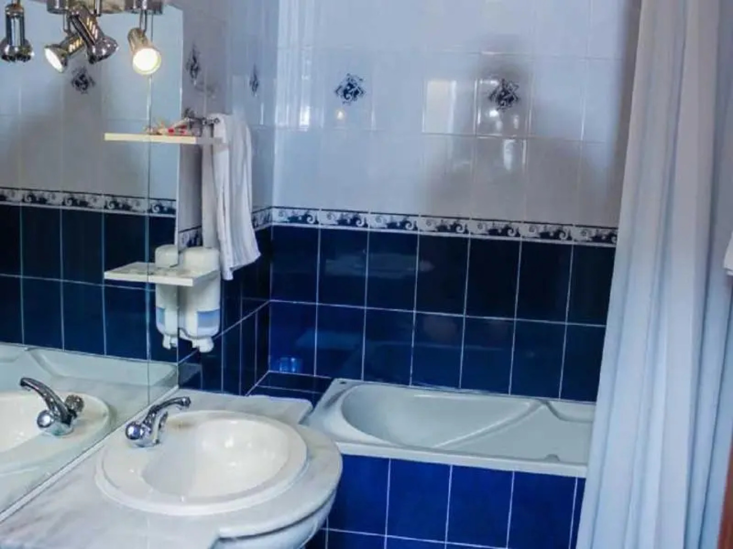 Отель Галерея